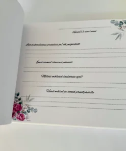 Pulmaraamatu küsimuste leht roosade lilledega