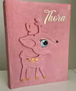 Roosa personaalne sametalbum hirve kujundusega