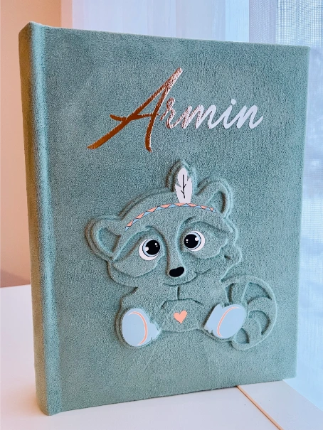 Sinakashall personaalne sametalbum jänku kujundusega